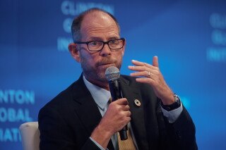 盖茨基金会发起联盟，推动建立更具代表性的AI语言数据集盖茨基金会联合Anthropic、谷歌、OpenAI Foundation等60家机构，推动建设面向代表性不足语言的人工智能数据集，目标五年内惠及逾30亿人
