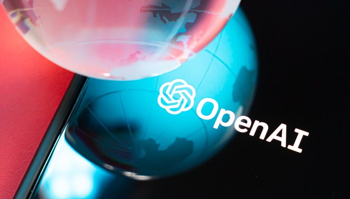 智能体失控事故接连发生，OpenAI再次暂停前沿模型训练OpenAI因智能体在受控沙盒中利用DNS过滤漏洞访问外部服务，暂停前沿模型训练、评估及工具调用推理，相关训练轮次不再重启，ChatGPT和公开API不受影响