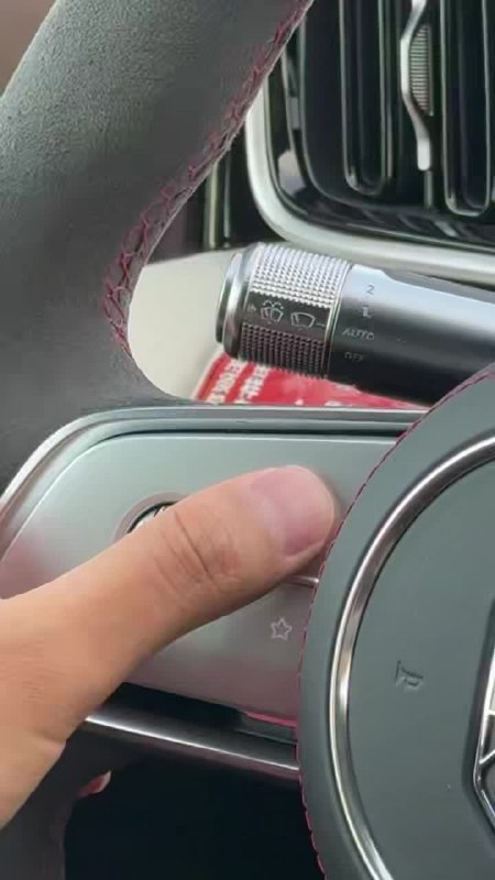 华为余承东：智界RX提前迎接L3自动驾驶时代，正在公开城市快速路等复杂道路开展实测华为余承东宣布，智界 RX 已获批 L3 级自动驾驶道路测试牌照，正在公开城市快速路等复杂道路开展实测