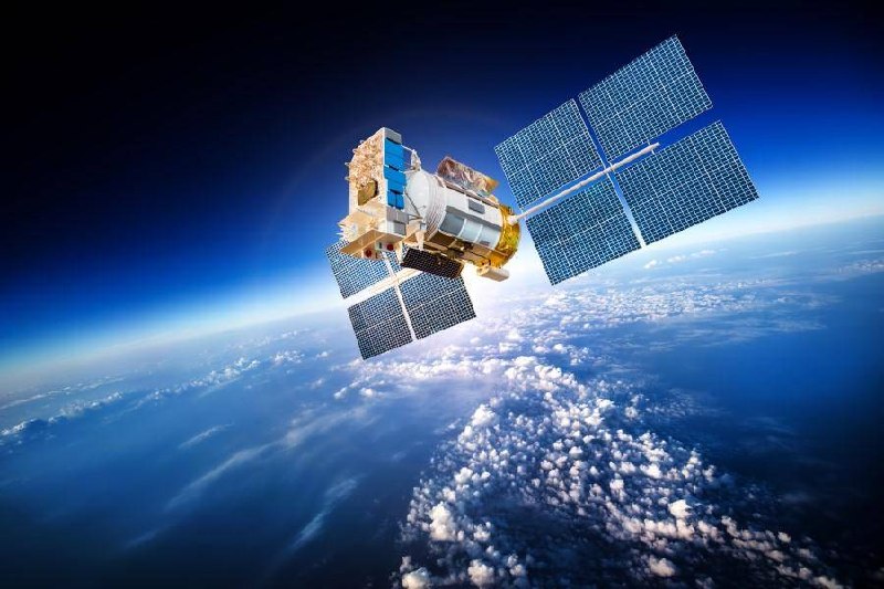 美国间谍卫星在轨爆炸，近地轨道碎片云威胁约200颗卫星服役近38年的美国冷战时期卫星USA 32在约772公里近地轨道突然解体爆炸，碎片云可能威胁同区域至少200颗在轨航天器